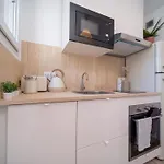 Appartement Tout Equipe Au Coeur Du Vieux Port St Victor